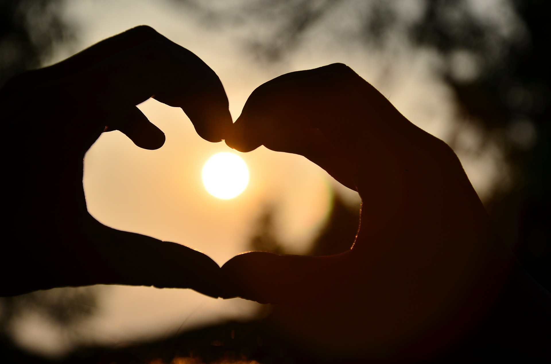 SIGUE ESTOS PASOS PARA TENER SUERTE EN EL AMOR