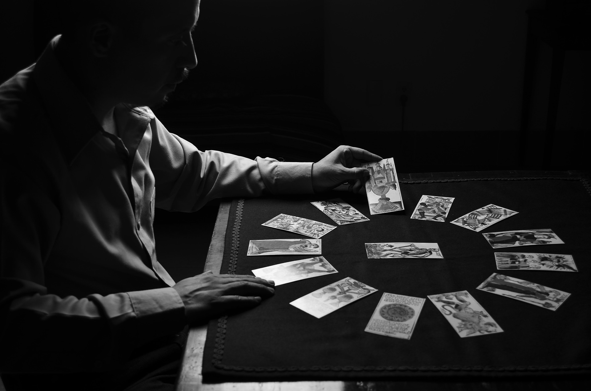 TAROT de los ARCANOS: Lo que te DEPARA el DESTINO
